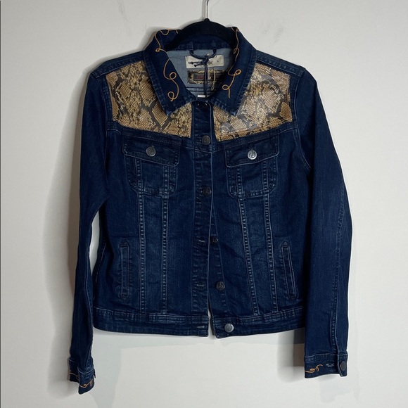 Lola Jeans | Women’s Dark Wash Western Snake Skin Print Details Size Small NWT - Picture 2 of 6